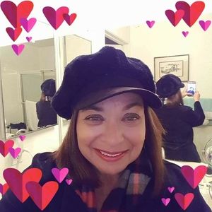 Meet your Posher, Debra